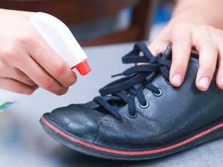 πώς να μεταχειριστεί τα παπούτσια